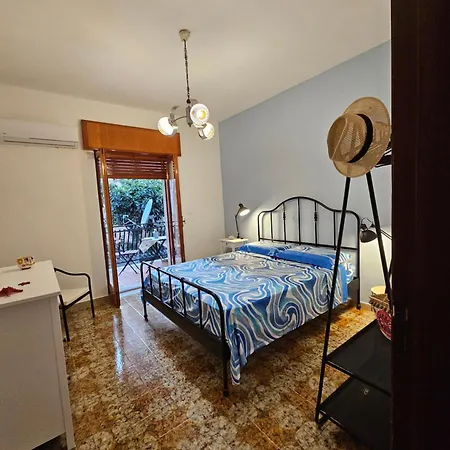 아파트 Casa Raffaella And *